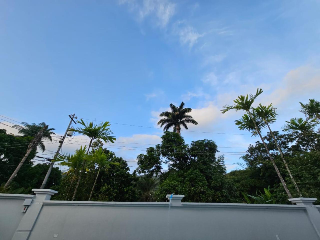 Riverside Poolside Apartment San Juan Exterior photo