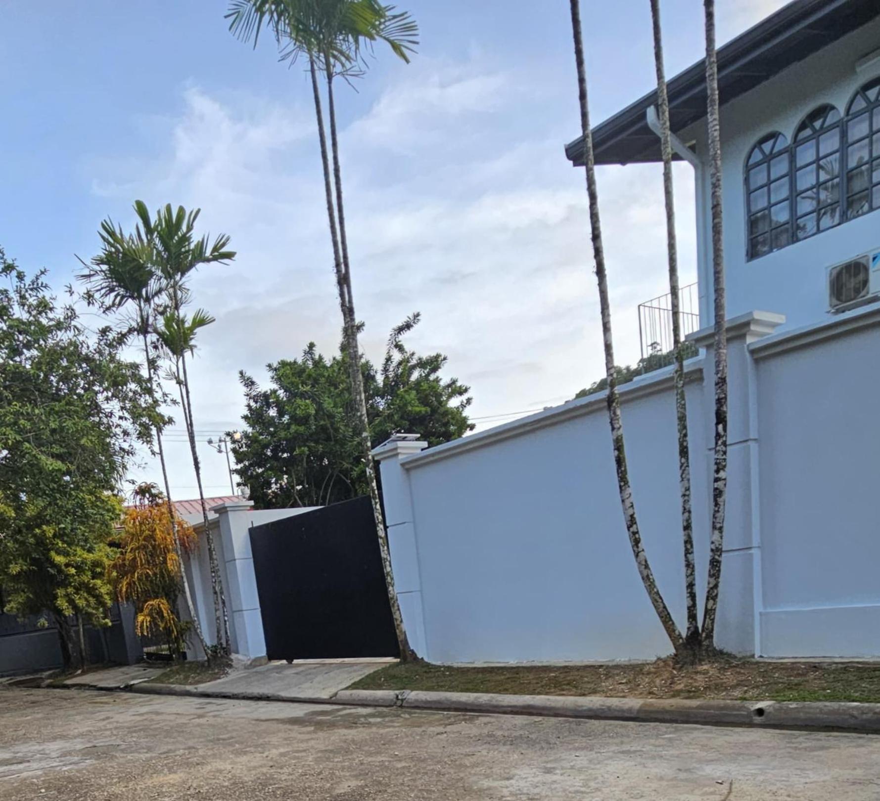 Riverside Poolside Apartment San Juan Exterior photo